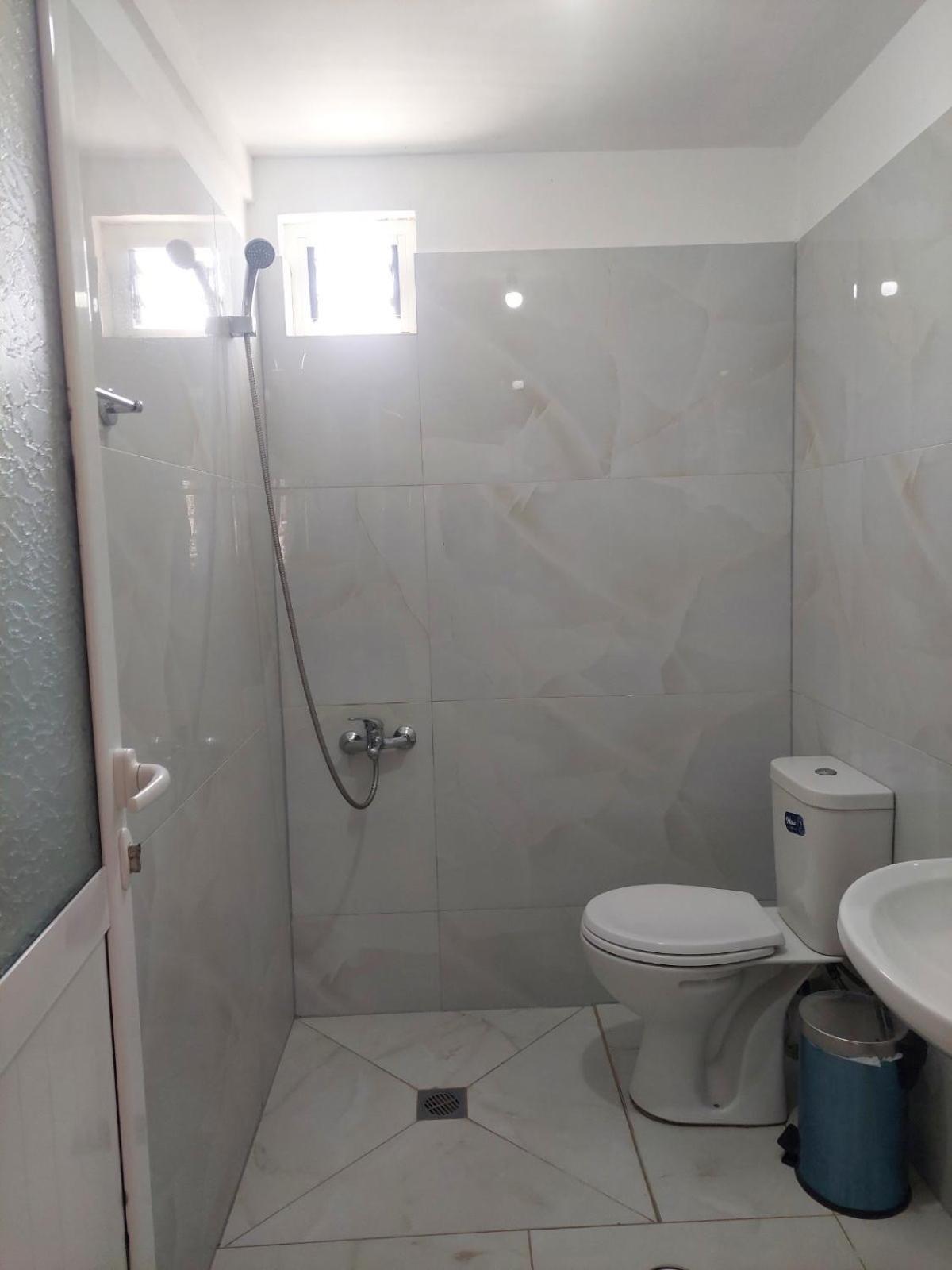Qeparo Antonio Rooms 外观 照片
