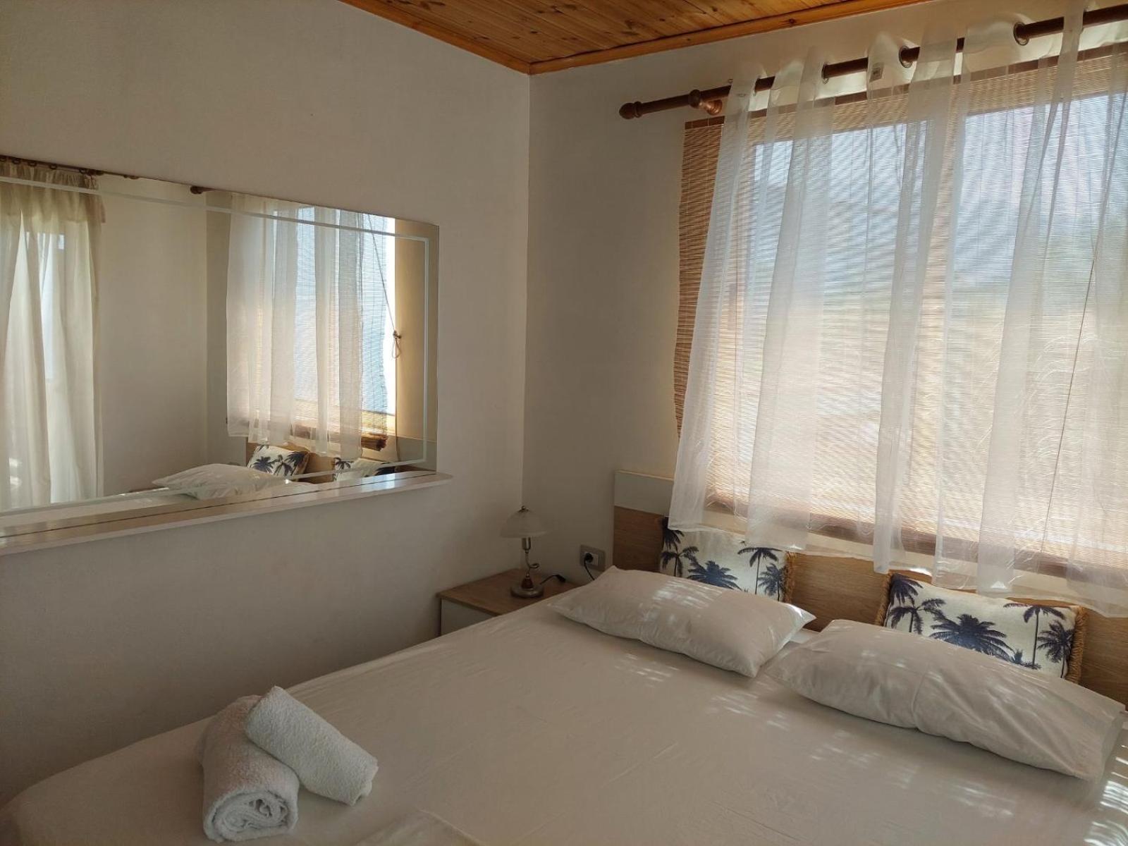 Qeparo Antonio Rooms 外观 照片